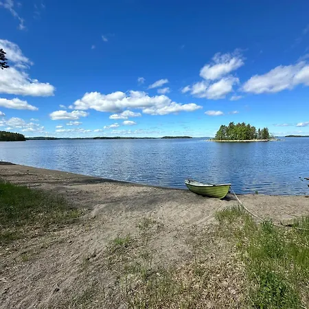 Onnenranta Chalet Kolinkylä